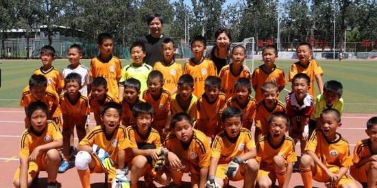 雷军家长会内部发言:不陪孩子 你瞎忙啥(图)